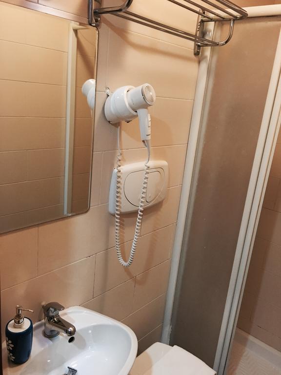 Zhihua Guest House Řím Pokoj fotografie