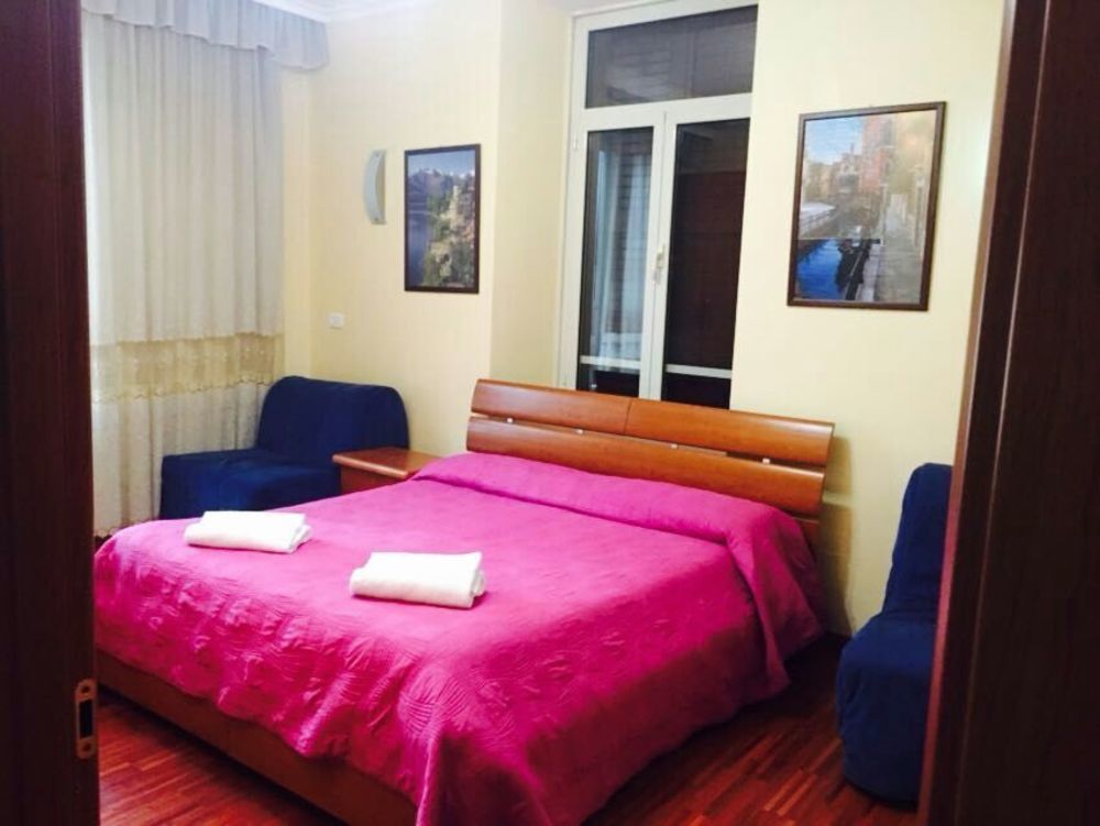 Zhihua Guest House Řím Exteriér fotografie