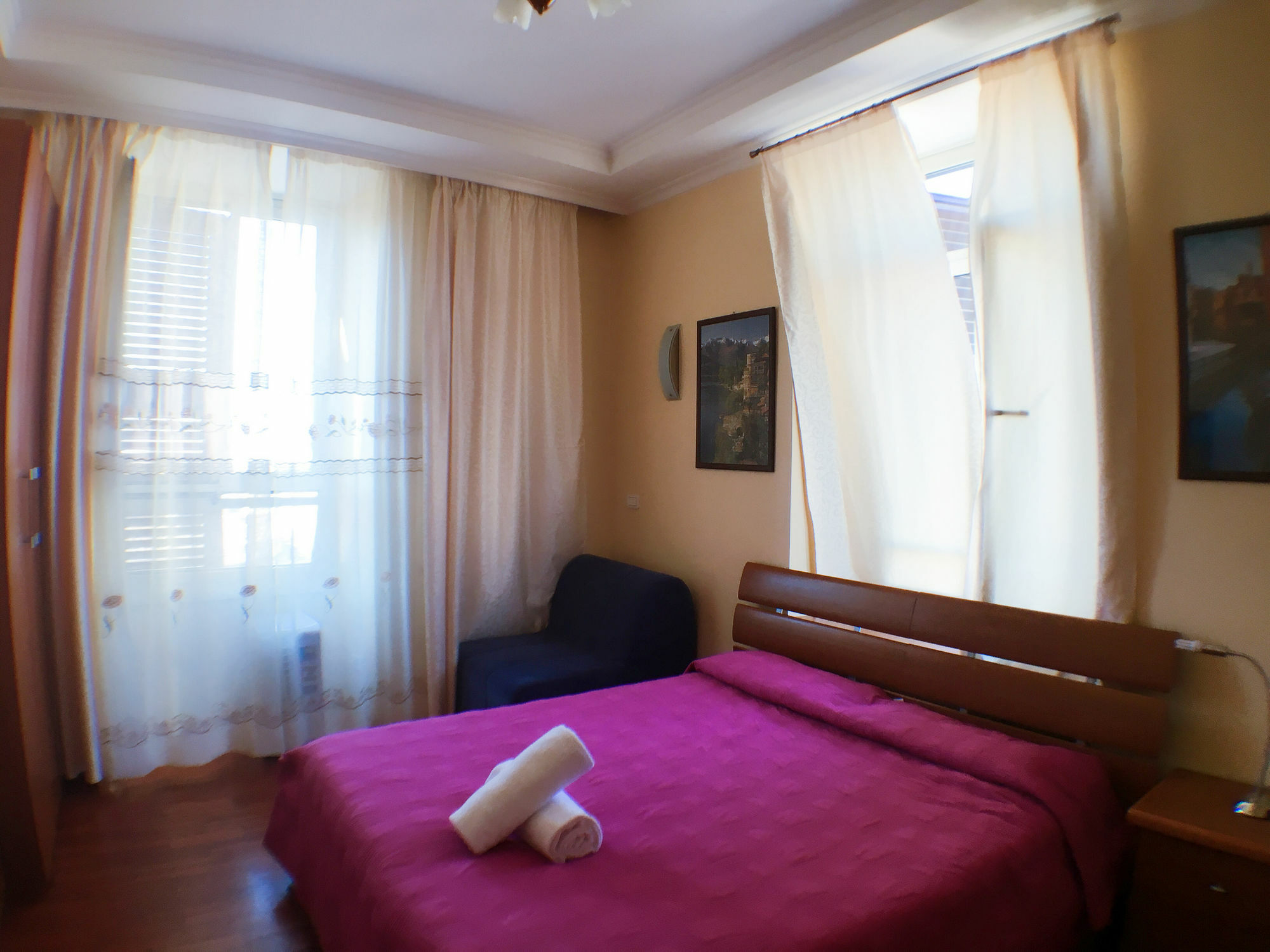 Zhihua Guest House Řím Exteriér fotografie