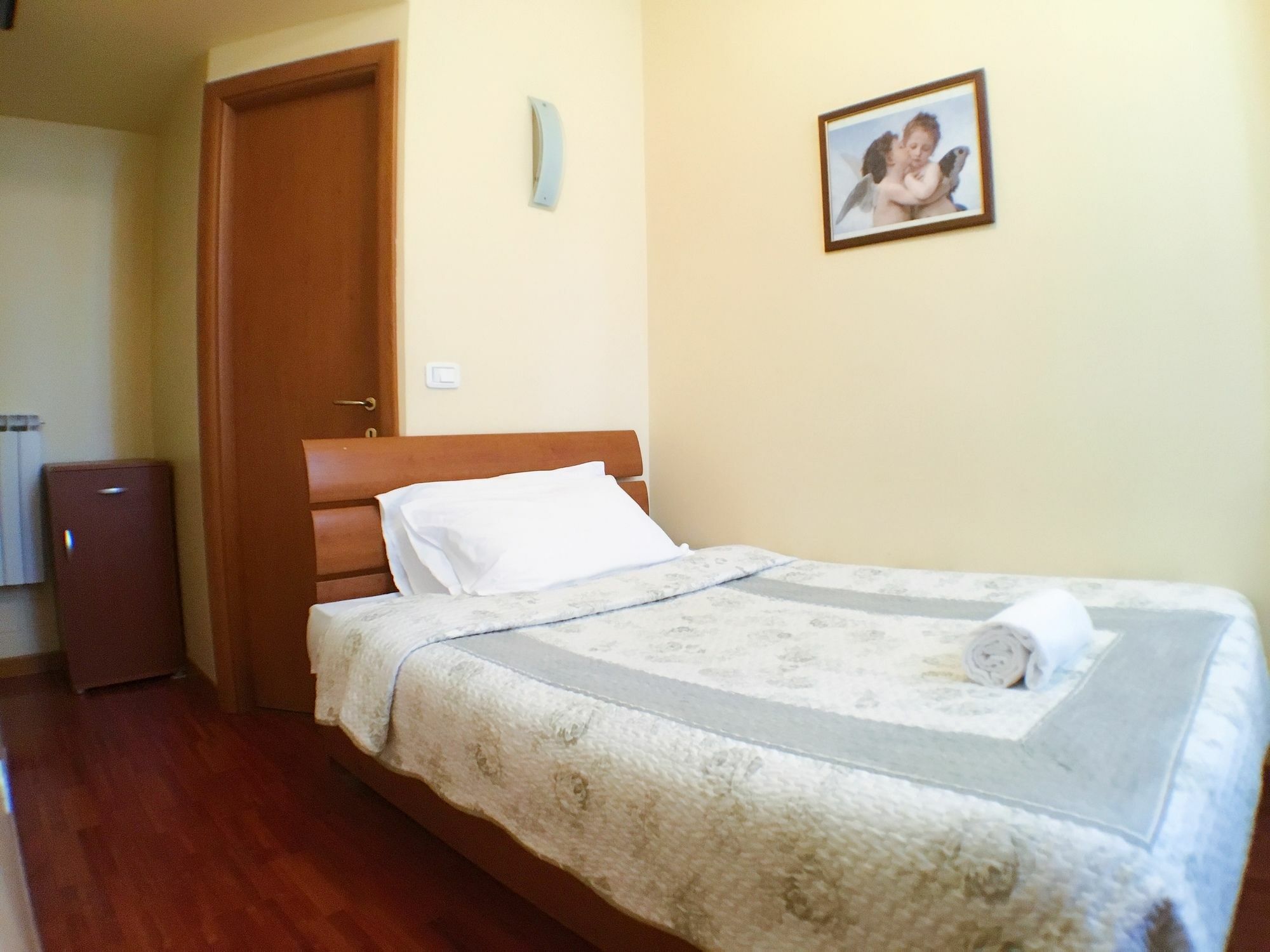Zhihua Guest House Řím Exteriér fotografie