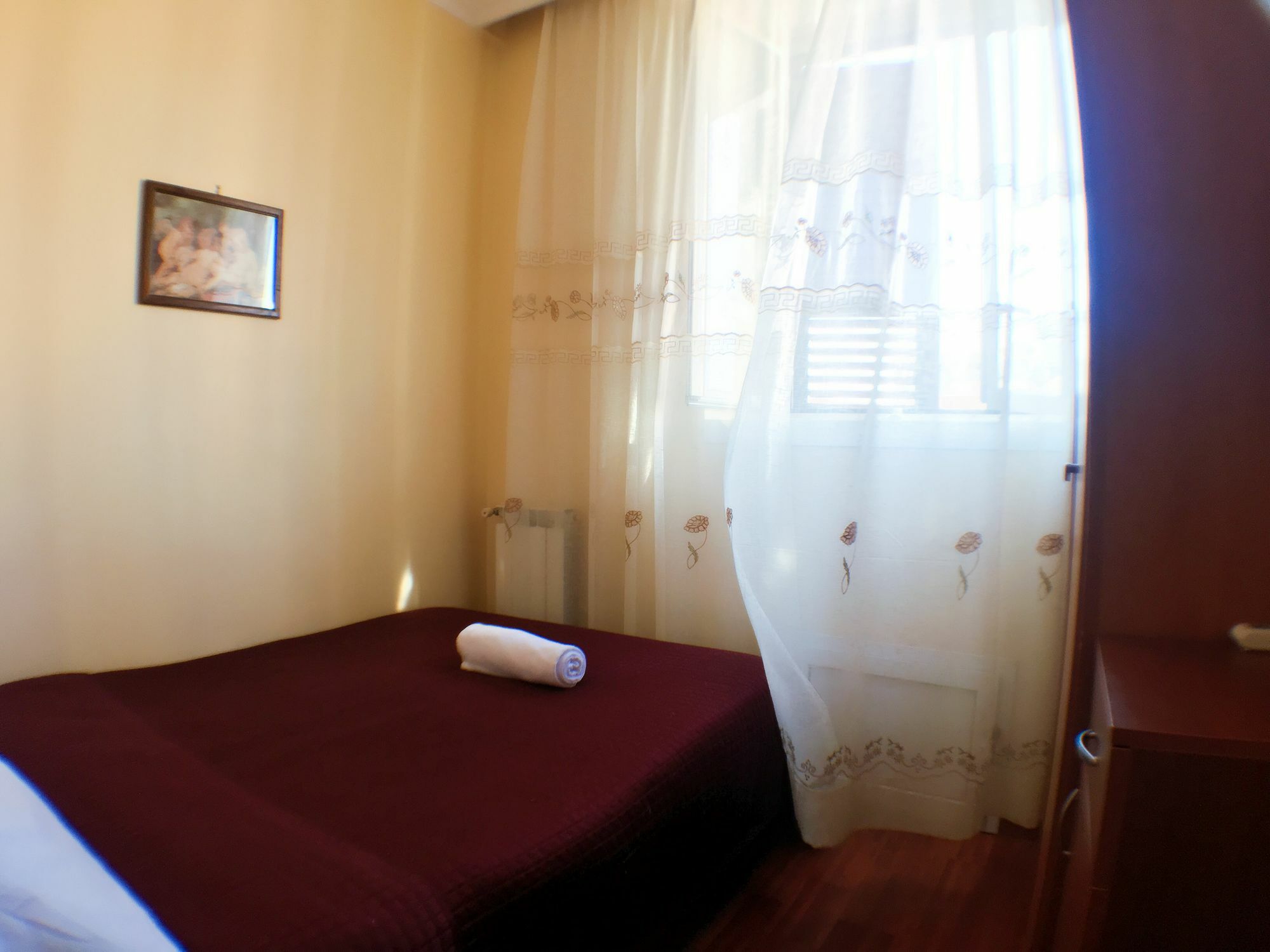Zhihua Guest House Řím Exteriér fotografie