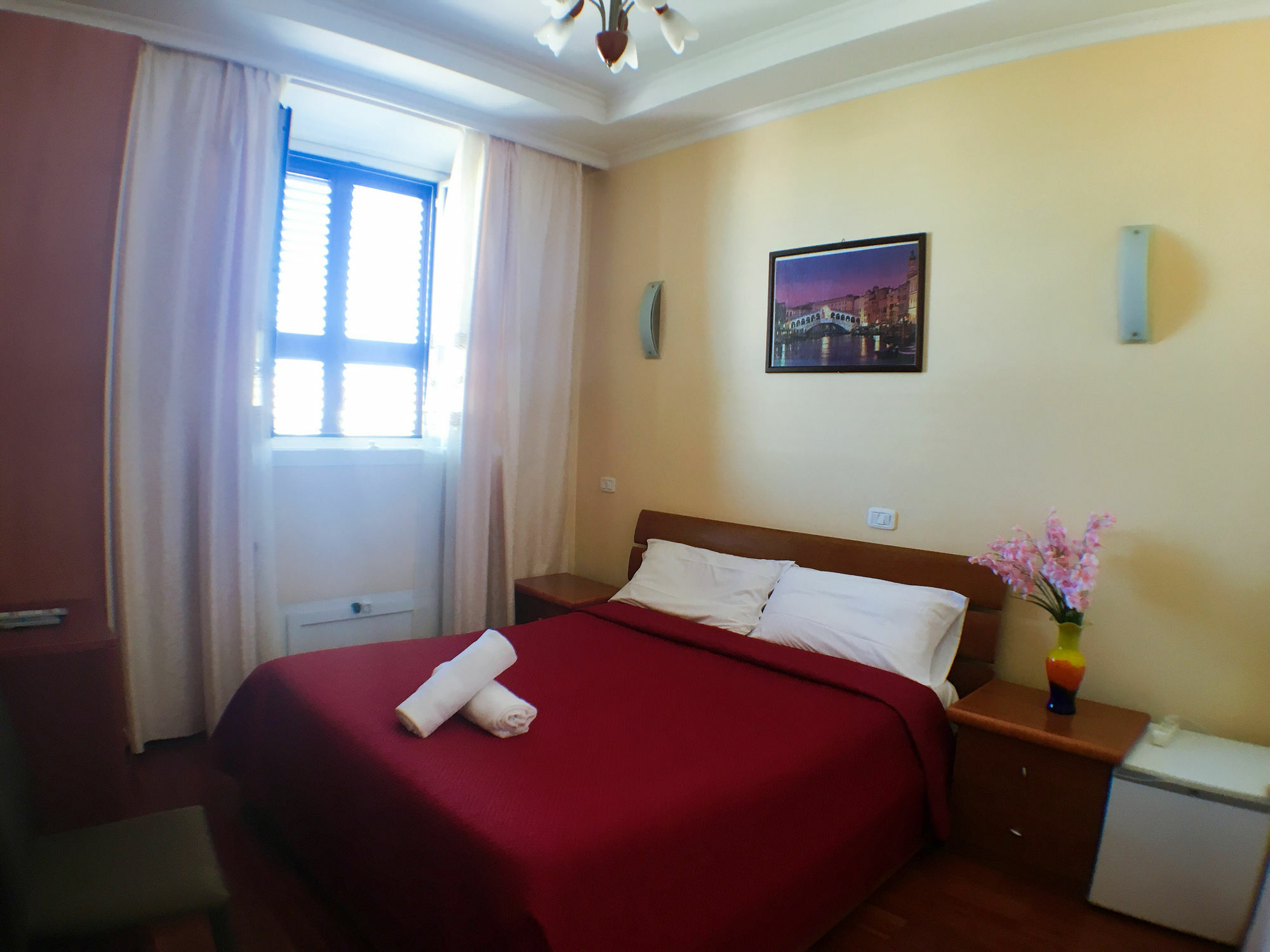 Zhihua Guest House Řím Exteriér fotografie